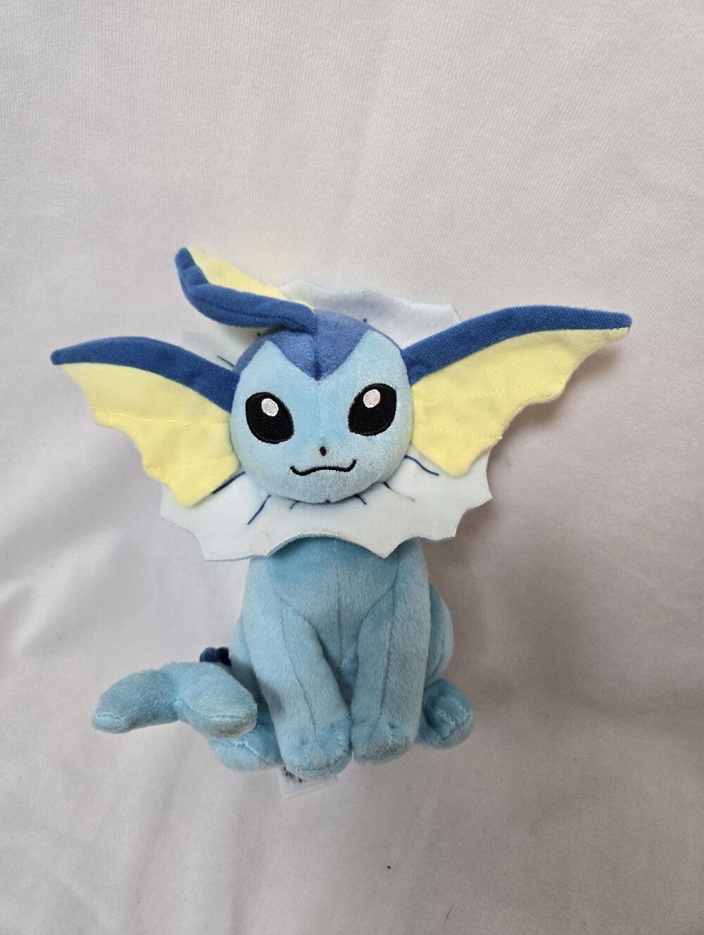 Pokemon Vaporeon Plush - Pokemon-Tomy Stuffed 8” Toy Preowned